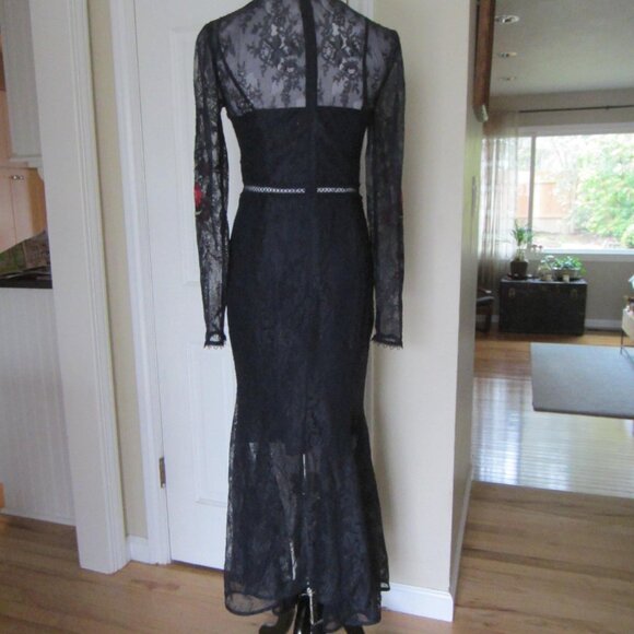 KEEPSAKE The Label – Navy Floral Embroidered Maxi – Sz M - Picture 4 of 10